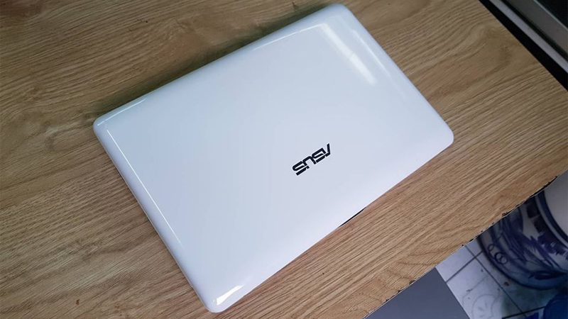 Laptop Mini ASUS